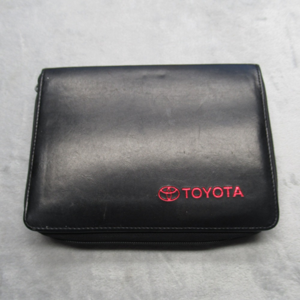 Toyota Camry 2004 Owners Manual Case‎ Booklets Passport Service Guide Book